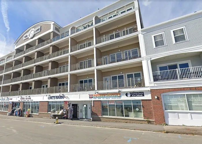 Hampton Beach Ocean Front Condo At The Surf